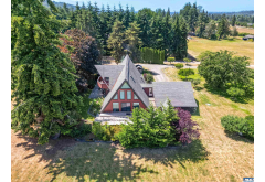 141  Bay Ridge Place