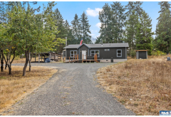 253  Riverside Rd