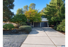 2242 W 12th 2242 W Twelfth St
